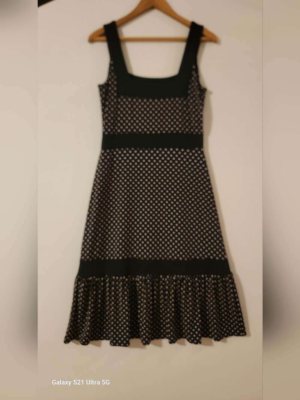 BCBGMaxAzria Black Polka Dot Knit Midi Dress M Size